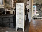 Retro industriële archief laden kast met en zonder poten, Huis en Inrichting, Kasten | Roldeurkasten en Archiefkasten, Ophalen