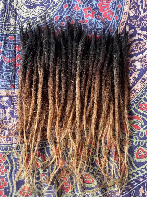 50 dunne ombre human hair dread extensions nu 250€, Sieraden, Tassen en Uiterlijk, Uiterlijk | Haarverzorging, Nieuw, Pruik of Haarverlenging