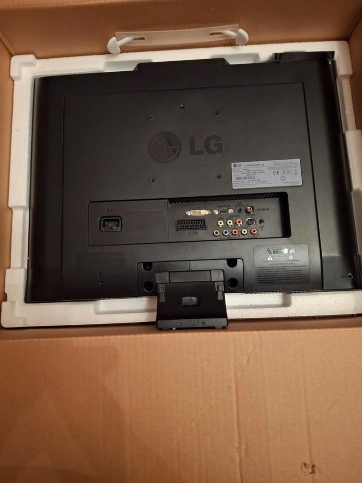 LG Flatron M228WA - 22 inch LCD TV, Audio, Tv en Foto, Televisies, Gebruikt, LCD, 40 tot 60 cm, HD Ready (720p), LG, 50 Hz, Ophalen of Verzenden