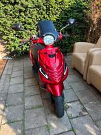 Piaggio zip 50cc audi bordeux rood, Fietsen en Brommers, Scooters | Piaggio, Ophalen, Gebruikt, Zip