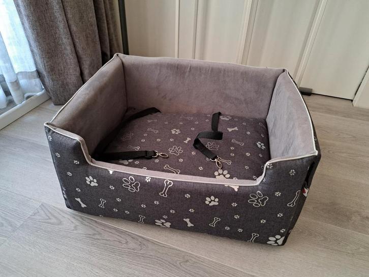 Veilige autostoel/automand hond, merk Amibelle, Dieren en Toebehoren, Hondenmanden, Zo goed als nieuw, Stof, Ophalen of Verzenden