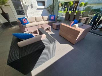 Lounge set beschikbaar voor biedingen