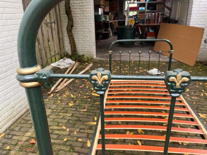 Frans Gietijzeren bed, Tuin en Terras, Tuinstoelen, Gebruikt, Metaal, Ophalen of Verzenden