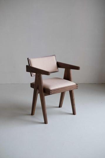 8x Design stoel pierre jeanneret walnoothout - beige stof x8 beschikbaar voor biedingen