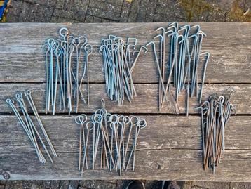 Diverse tentharingen (circa 100 stuks) beschikbaar voor biedingen
