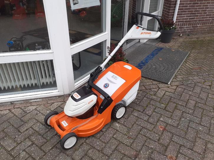 Stihl RMA 448 TC Accu grasmaaier, 46 cm, Aandrijving, Bj '19, Tuin en Terras, Grasmaaiers, Gebruikt, Accu-grasmaaier, 40 t/m 49 cm