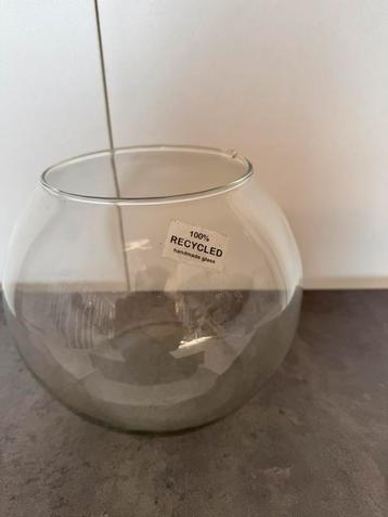 Galzen vaas beschikbaar voor biedingen