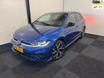 Volkswagen POLO 1.0 TSI R-Line 2024 110PK NIEUWSTAAT/DSG/MAT, Gebruikt, Blauw, Bedrijf, 600 kg