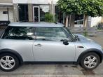 Mini 1.6 16V ONE 2005 Grijs, Auto's, Mini, Voorwielaandrijving, Zwart, 4 cilinders, 4 stoelen