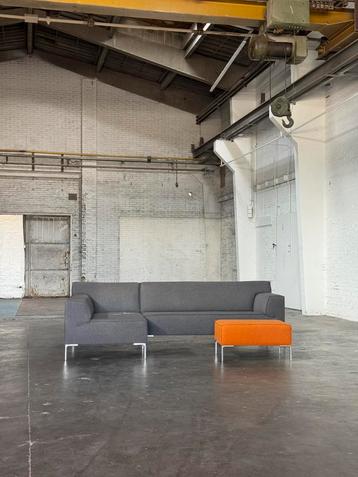 Design on Stock Bloq | Ter Herstoffering | Kies Uw Stof beschikbaar voor biedingen
