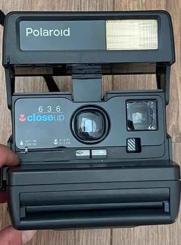Polaroid 636 met retro tasje  beschikbaar voor biedingen