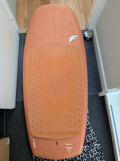 F-One Rocket Wing ASC 110 liter (5'10"), Watersport en Boten, Wingsurfen, Gebruikt, Wingsurf-board, Ophalen