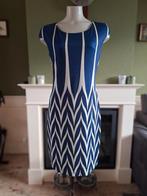 Eroke blauw crème pencil dress jurk IT 42 NL 38, Maat 38/40 (M), Zo goed als nieuw, Knielengte, Eroke