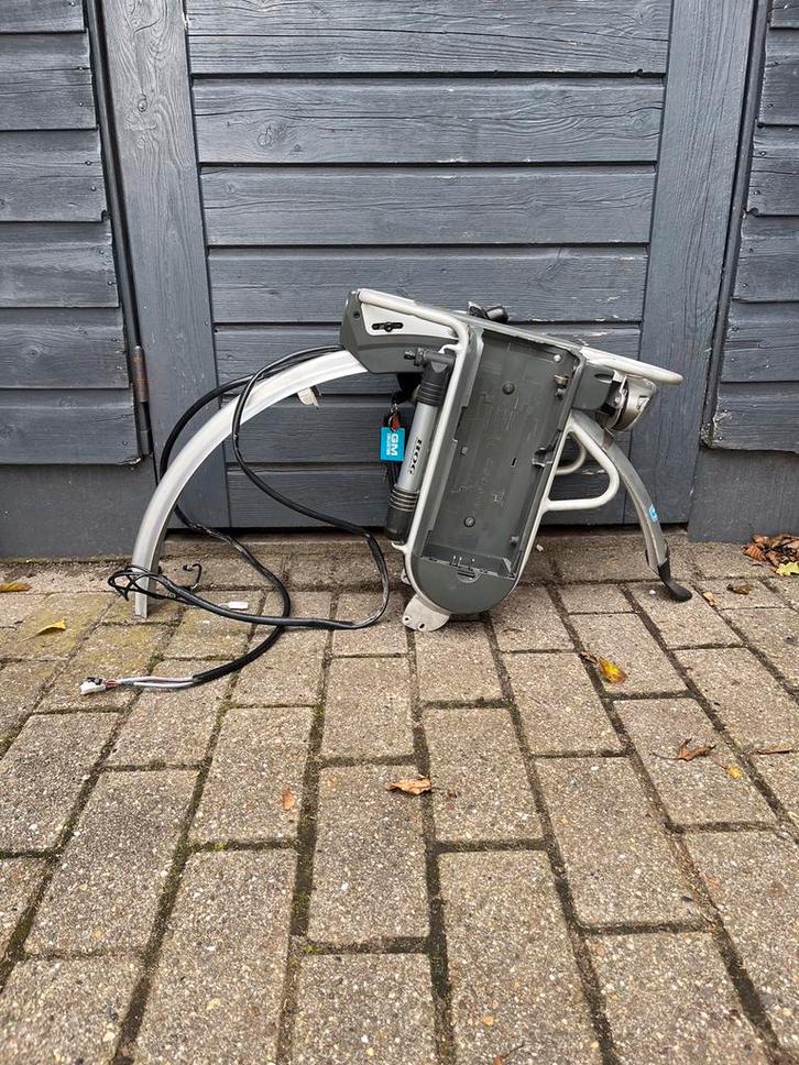 Diverse giant onderdelen bagagedraders koplampen sensors!, Fietsen en Brommers, Fietsonderdelen, Zo goed als nieuw, Algemeen, Overige typen