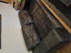 Olijf groen leren 2 zitter, Ophalen of Verzenden, Zo goed als nieuw, Tweepersoons