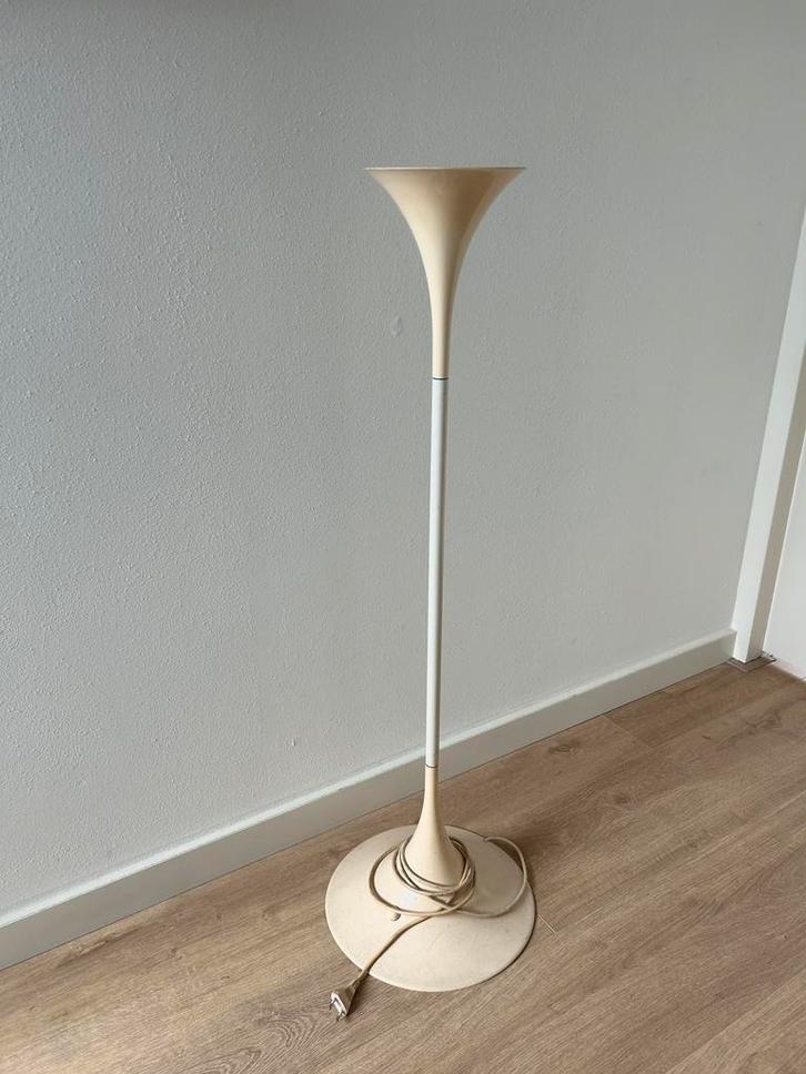 Panthella Louis Poulsen vintage vloerlamp-voor onderdelen, Huis en Inrichting, Lampen | Vloerlampen, Zo goed als nieuw, Minder dan 100 cm