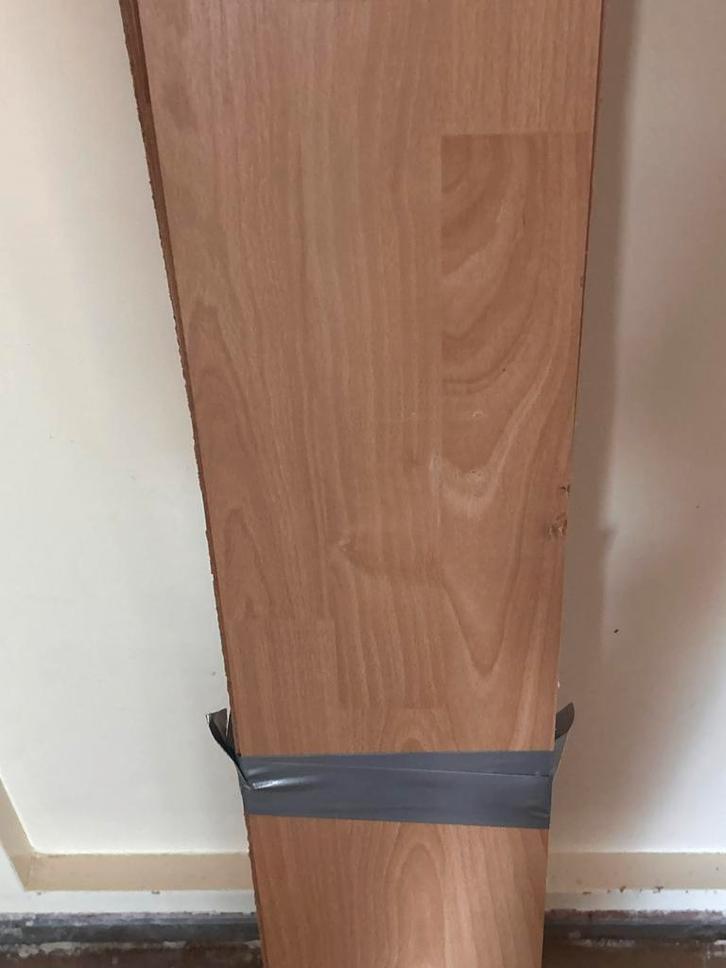 Laminaat lichte kleur hout - +-40 m2 op halen €20, Doe-het-zelf en Verbouw, Vloerdelen en Plavuizen, Gebruikt, Parket, Hout, 50 tot 150 cm