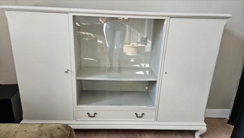 Vitrinekast met veel opbergruimte, Huis en Inrichting, Kasten | Vitrinekasten, Gebruikt, 100 tot 150 cm, 150 tot 200 cm, 25 tot 50 cm