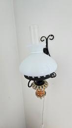 Vintage Wandlamp met Glazen Kap en Gietijzer, Ophalen, Gebruikt, Glas, Vintage