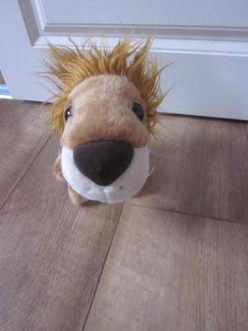 Big Headz and Eyes TCC Global roodbruin pluche leeuw knuffel beschikbaar voor biedingen
