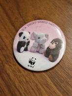 B 034 WWF Button met Dieren, Ophalen of Verzenden, Zo goed als nieuw, Dier of Natuur, Button