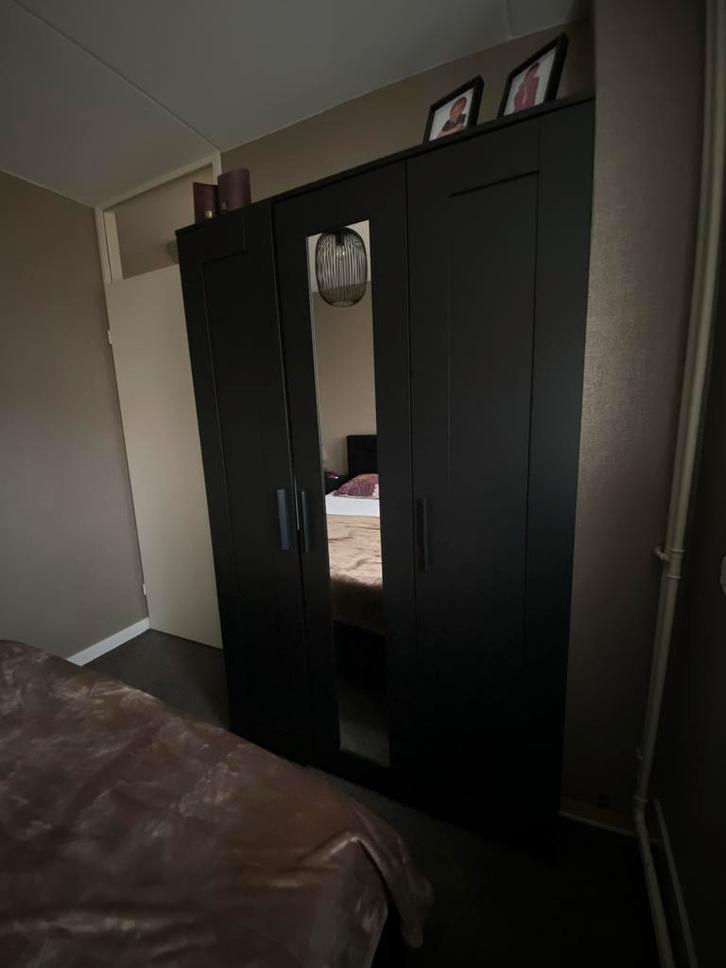 IKEA BRIMNES kledingkast, zwart, 117x190 cm, Huis en Inrichting, Slaapkamer | Complete slaapkamers, Zo goed als nieuw, Ophalen