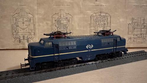 Marklin 3051 1223 (fx digitaal), Hobby en Vrije tijd, Modeltreinen | H0, Zo goed als nieuw, Locomotief, Wisselstroom, Märklin
