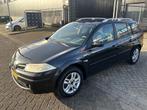 Renault Mégane Grand Tour 1.6-16V Business Line Trekhaak AP, Auto's, 65 €/maand, Stof, Gebruikt, Zwart