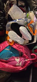 7 volle boodschappentassen kinderkleding mt 110 - 146, Ophalen, Zo goed als nieuw
