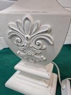 Tafellamp hout wit met grijze kap, Ophalen of Verzenden, 'T Olde Gre-j, Info@toldegrej.nl, Endepoelstraat 20f Didam