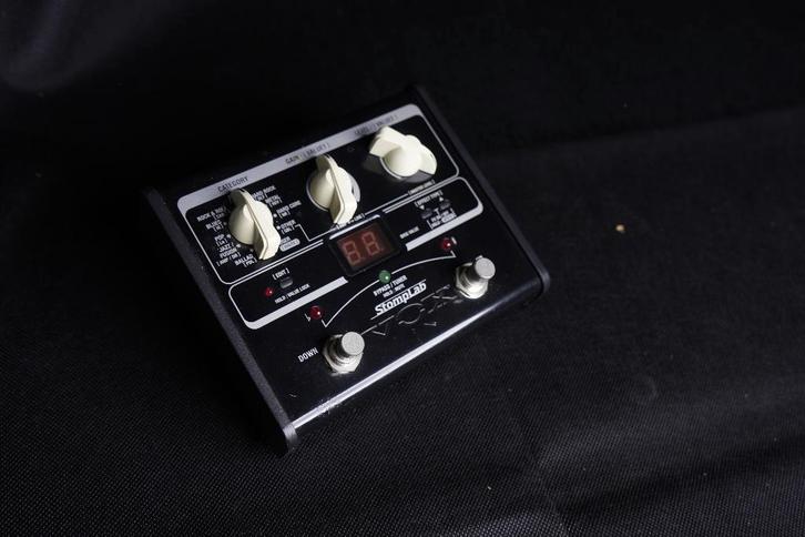 Vox Stomplab IG, Muziek en Instrumenten, Effecten, Gebruikt, Chorus, Delay of Echo, Distortion, Overdrive of Fuzz, Reverb, Volume