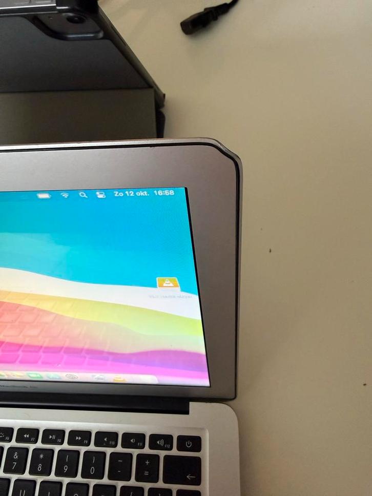 MacBook Air 13-inch (Mid 2013)( half defect), Computers en Software, Apple Macbooks, Gebruikt, MacBook Air, 13 inch, Minder dan 2 Ghz