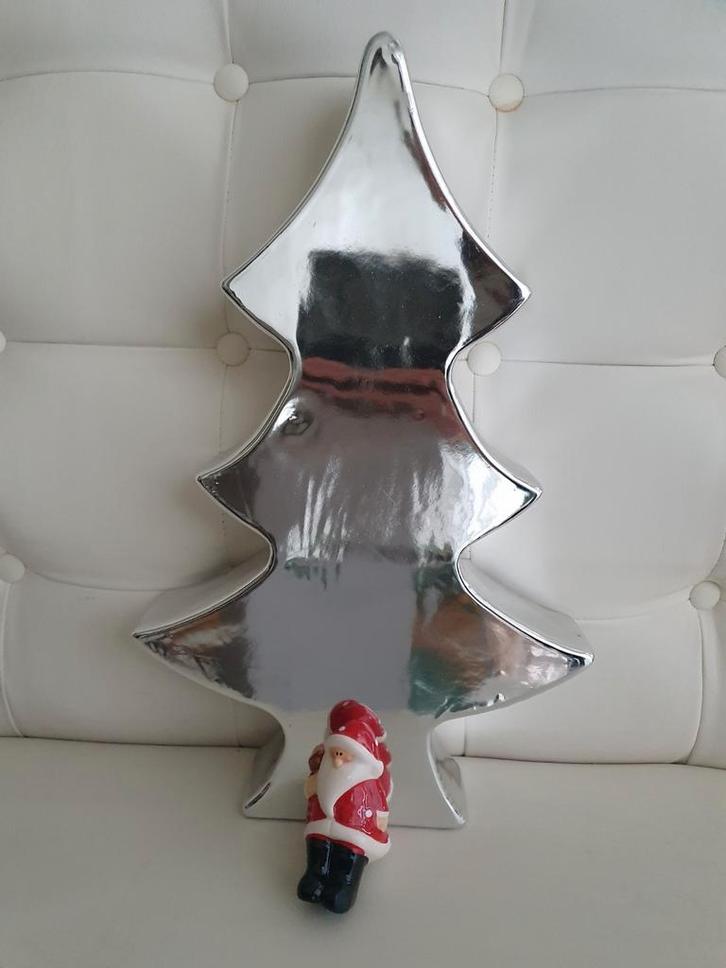 Zilverkleurige kerstboom aardewerk dennenboom 40 cm, Diversen, Kerst, Gebruikt, Ophalen
