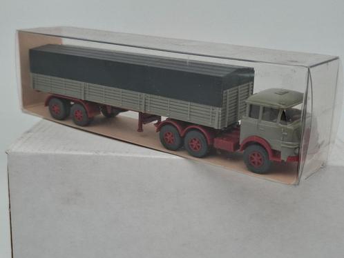 Krupp 806 vrachtwagen met huiftrailer  -  Wiking 1/87, Hobby en Vrije tijd, Modelauto's | 1:87, Zo goed als nieuw, Bus of Vrachtwagen