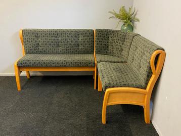 Originele Duitse eethoek-bank Oostenrijkse klepbank hoekbank beschikbaar voor biedingen