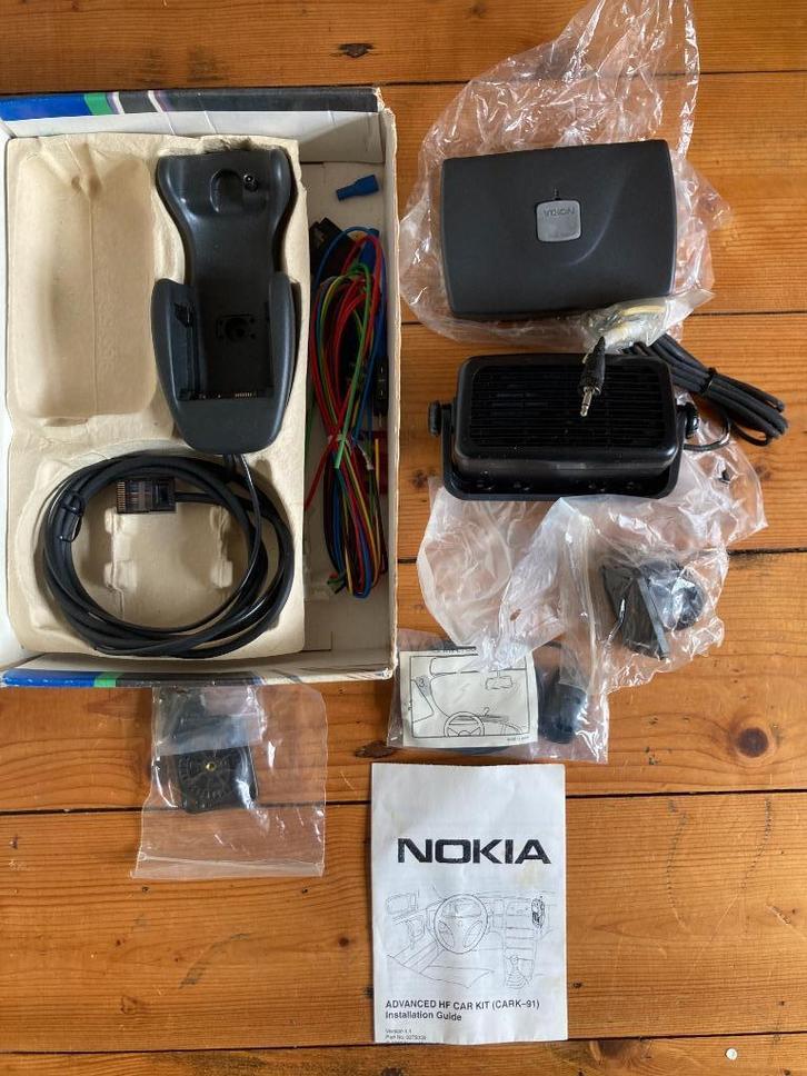 Jaren 90 Nokia carkit compleet in originele doos Cark-91, Auto diversen, Carkits, Zo goed als nieuw, Ophalen of Verzenden