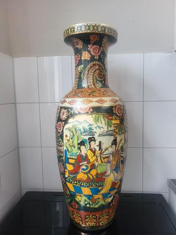 Chinese Vloervaas - 62cm beschikbaar voor biedingen