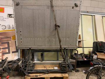 DHollandia Laadklep 750kg, Mercedes Sprinter W907 beschikbaar voor biedingen