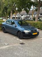 Opel Astra 1.6 Sedan | APK 2026 |Nieuwe dakhemel + subwoofer, Auto's, Opel, Voorwielaandrijving, 1063 kg, 4 cilinders, Blauw