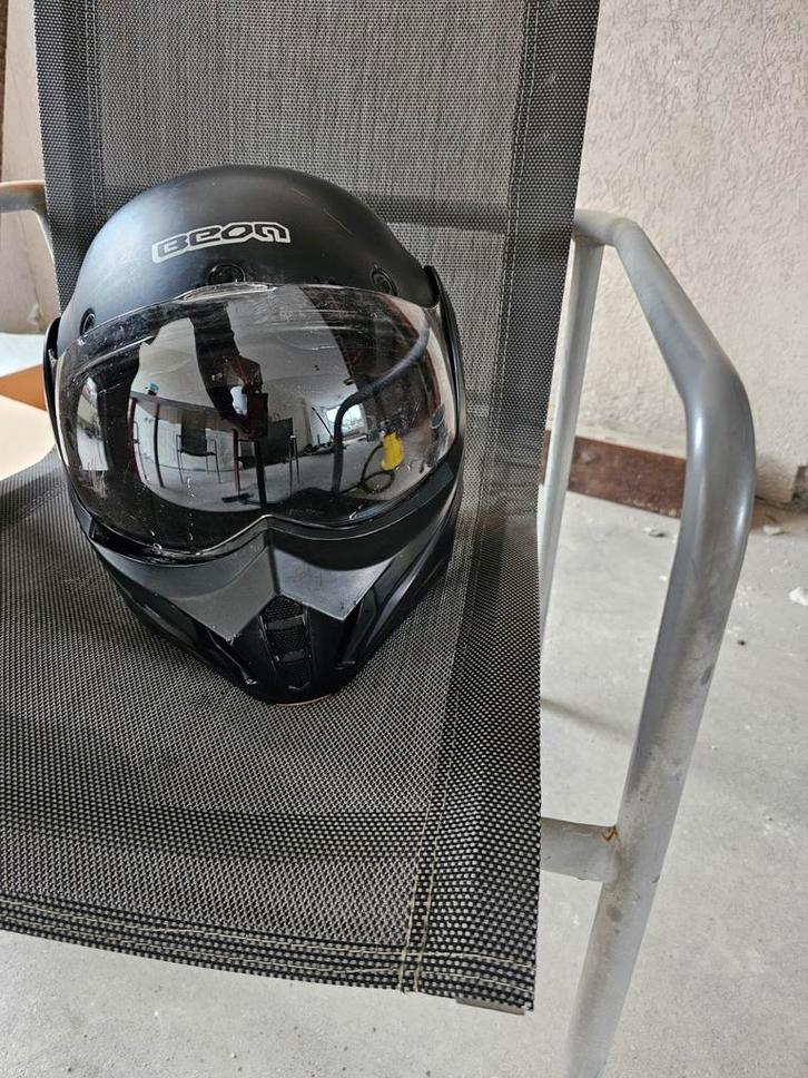Zwarte Stromm Integraalhelm - Maat Onbekend, Motoren, Kleding | Motorhelmen, Dames, Heren, Integraalhelm, Overige merken, Tweedehands