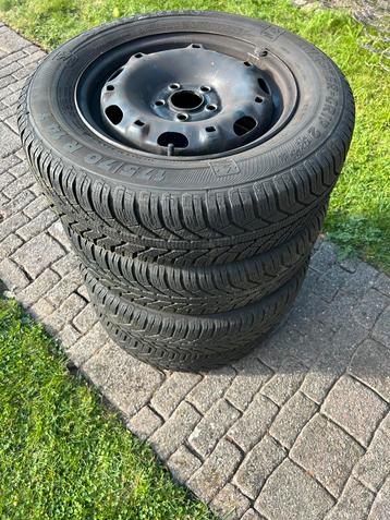 Winterbanden – bijna nieuw! (Maat 175/70 R14 T) beschikbaar voor biedingen