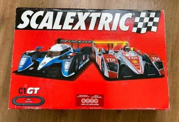 Scalextric C1 GT racebaan set - compleet met 2 auto’s beschikbaar voor biedingen