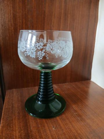Vintage Wijnglas met Druivenmotief beschikbaar voor biedingen
