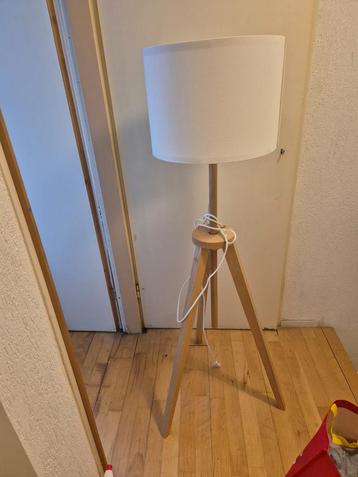 Driepoot Lamp - In Hoogte Verstelbaar beschikbaar voor biedingen