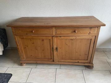 Dressoir beschikbaar voor biedingen