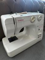 Naaimachine te koop, Hobby en Vrije tijd, Naaimachines en Toebehoren, Ophalen, Zo goed als nieuw, Naaimachine, Singer