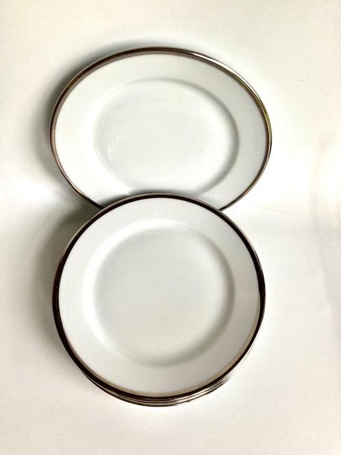 Vintage Pillivuyt Frans Bistro servies wit met zilveren rand, Huis en Inrichting, Keuken | Servies, Zo goed als nieuw, Bord(en)