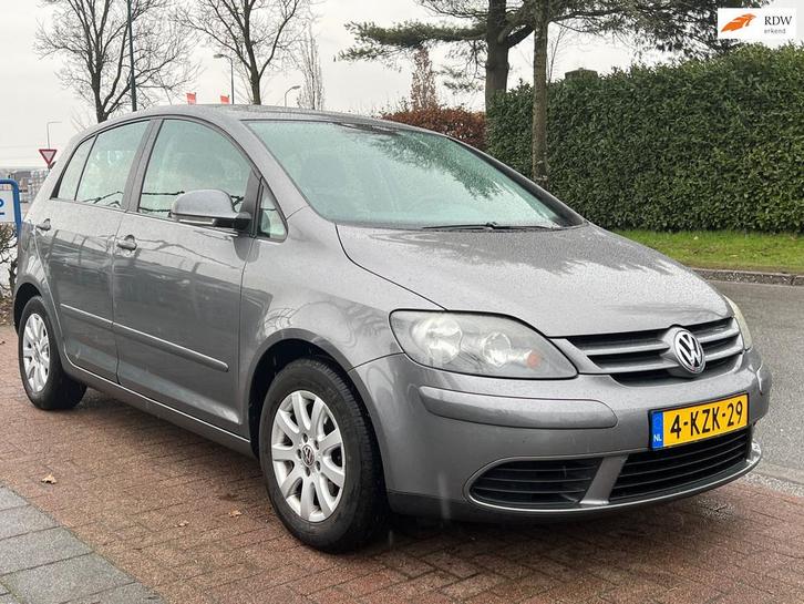 Volkswagen Golf Plus 1.6 Sportline *AUTOMAAT| HOGE INSTAP, Auto's, Volkswagen, Bedrijf, Te koop, Golf Plus, ABS, Airbags, Airconditioning