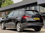Skoda Karoq 1.0 TSI EDITION DESIGNO-INT NAVI AIRCO APPLE-CAR, Auto's, Voorwielaandrijving, Gebruikt, Euro 6, Zwart