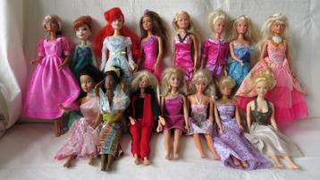 15 maal Barbie div. merken beschikbaar voor biedingen